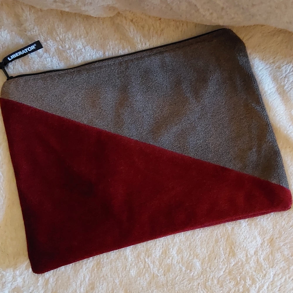 🌺 NEW Large Liberator Chenille Bag
